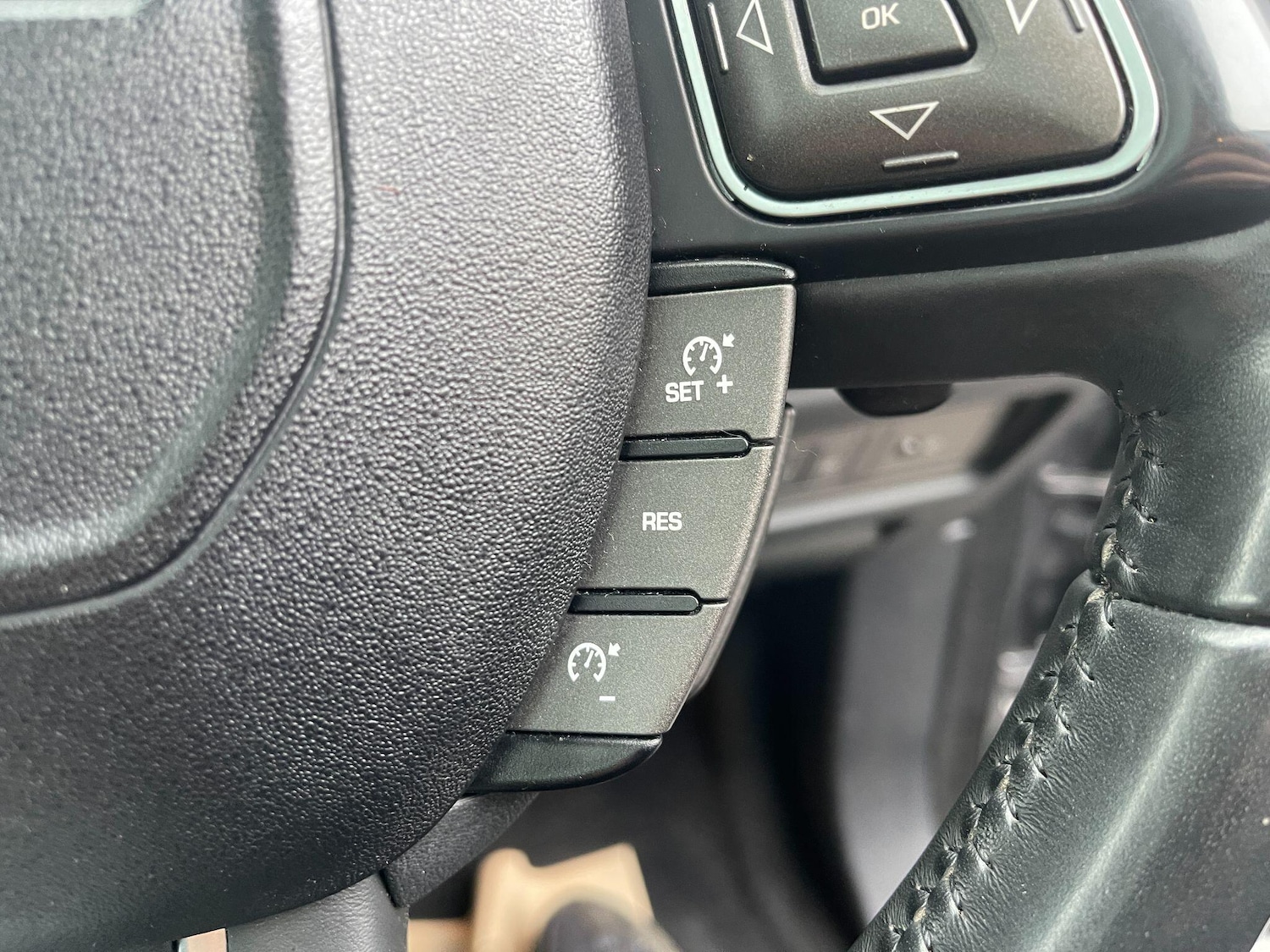 Used Land Rover Range Rover Evoque 2017 for sale - 77330705: Photo 43