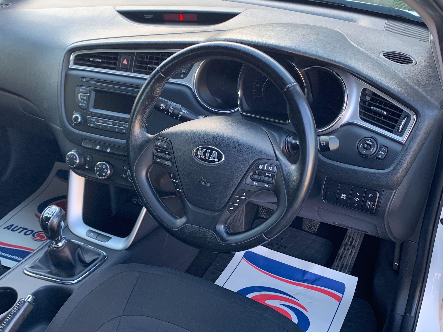 Used Kia Ceed 2015 for sale - 77130618: Photo 8