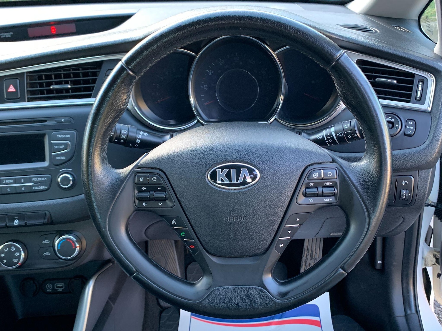 Used Kia Ceed 2015 for sale - 77130618: Photo 9