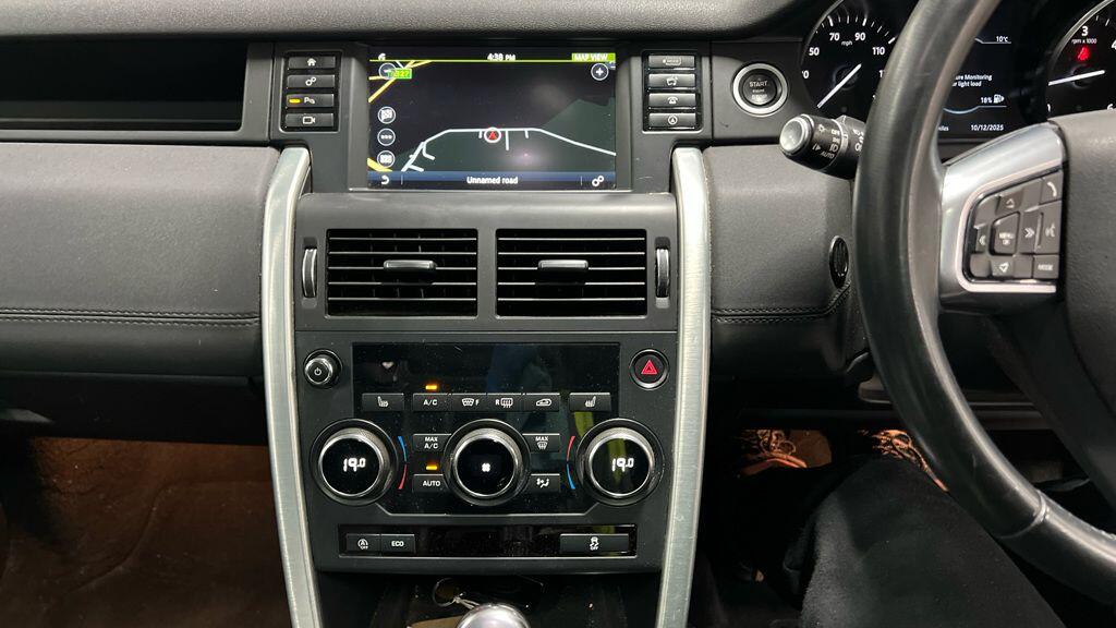 Used Land Rover Discovery Sport 2018 for sale - 77074880: Photo 15