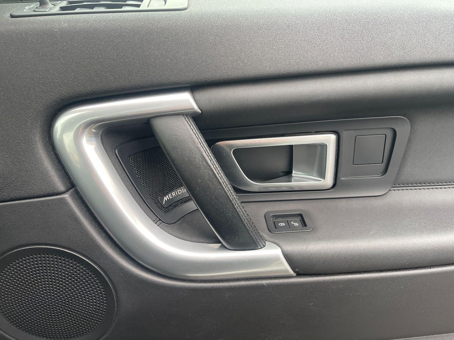 Used Land Rover Discovery Sport 2018 for sale - 77074880: Photo 24