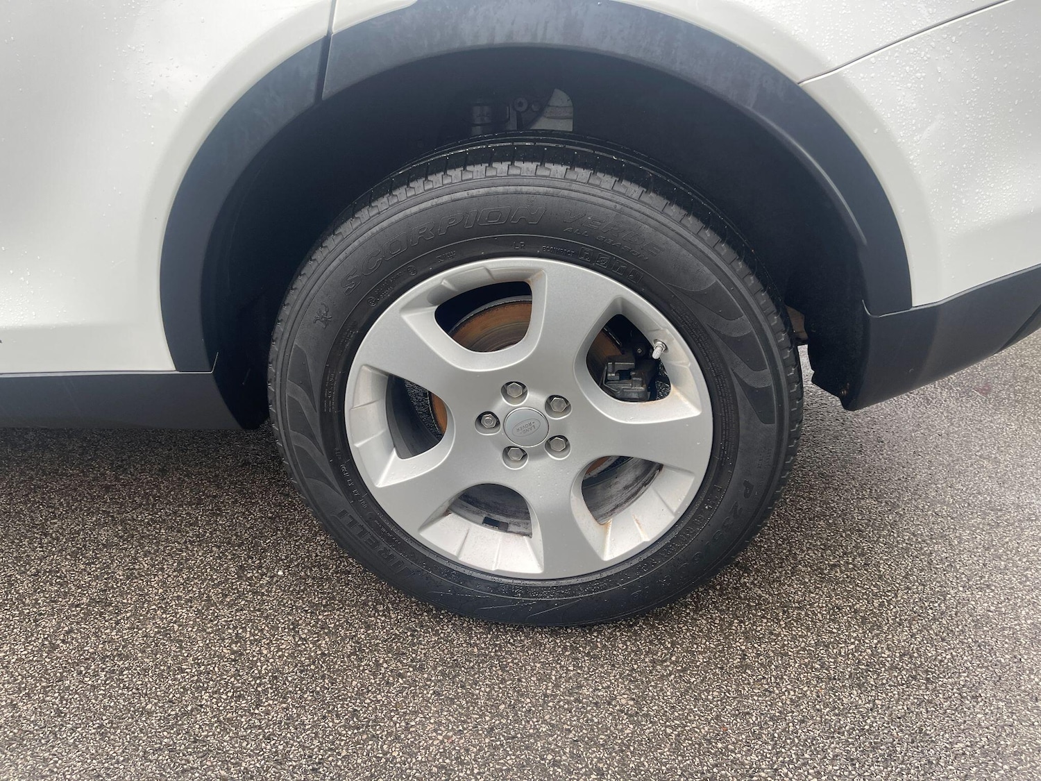 Used Land Rover Discovery Sport 2018 for sale - 77074880: Photo 31