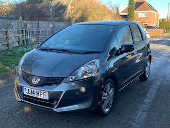 Used Honda Jazz 2014 for sale - 77343738: Photo