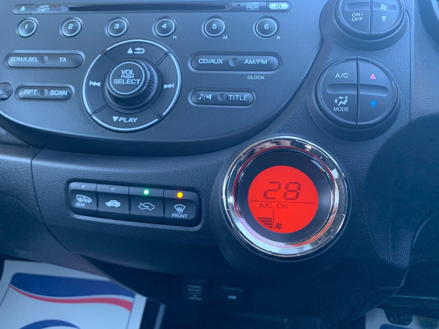 Used Honda Jazz 2014 for sale - 77343738: Photo 9