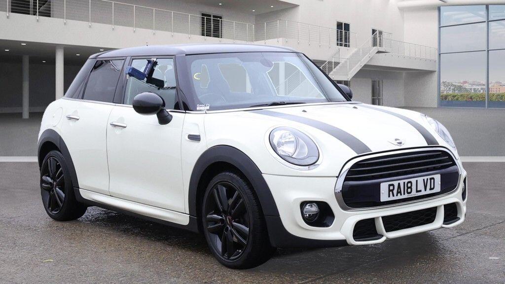 Used MINI Hatch 2018 for sale - 76398297: Photo 1