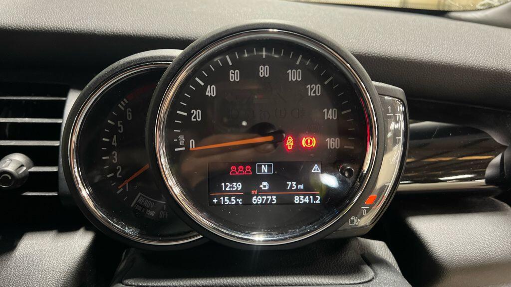 Used MINI Hatch 2018 for sale - 76398297: Photo 10