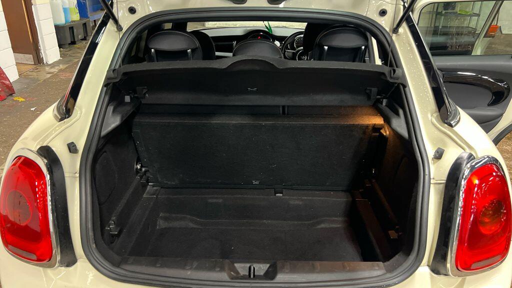 Used MINI Hatch 2018 for sale - 76398297: Photo 11