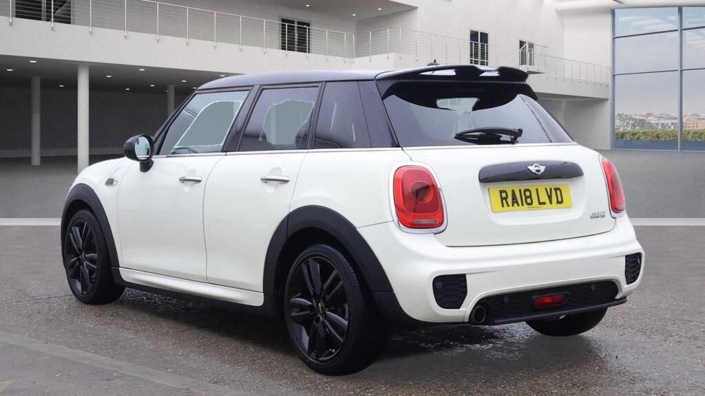 Used MINI Hatch 2018 for sale - 76398297: Photo 3