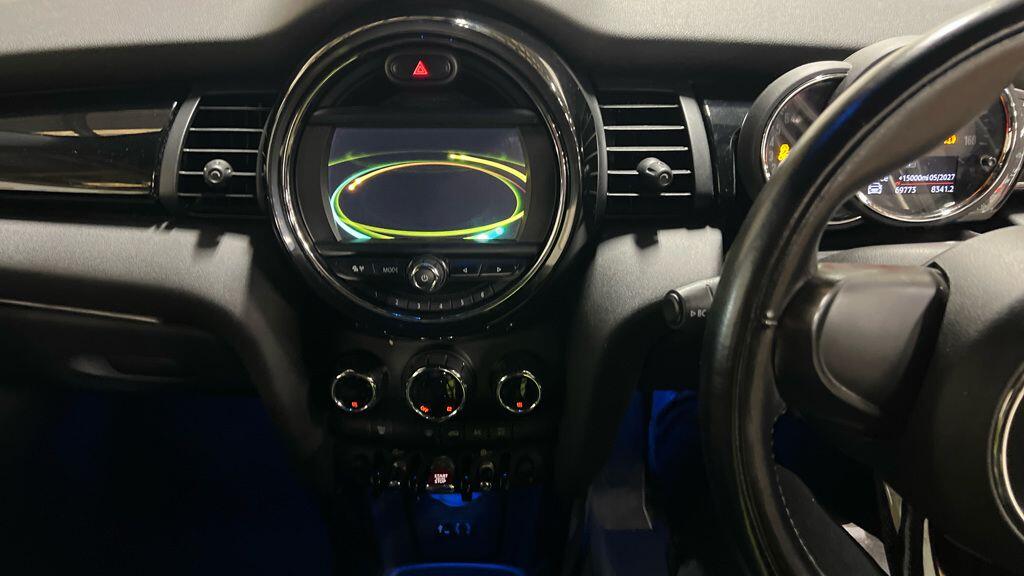 Used MINI Hatch 2018 for sale - 76398297: Photo 7