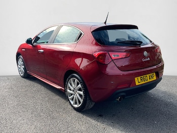 Used Alfa Romeo Giulietta 2010 for sale - 76059312: Photo 4