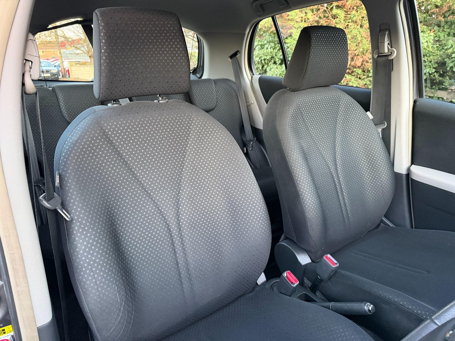 Used Toyota Yaris 2010 for sale - 76215553: Photo 17