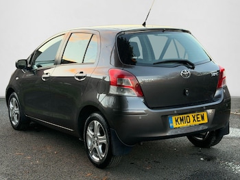 Used Toyota Yaris 2010 for sale - 76215553: Photo