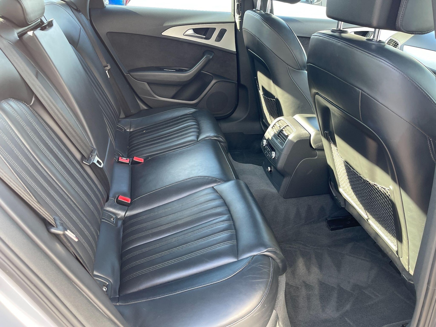 Used Audi A6 Saloon 2015 for sale - 76759499: Photo 40