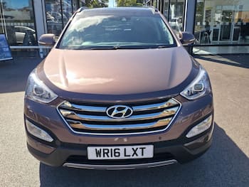 Used Hyundai Santa Fe 2016 for sale - 79553846: Photo