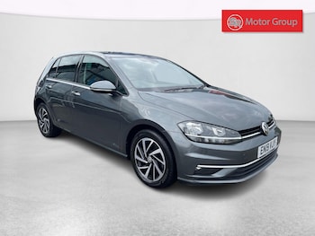 Volkswagen - Golf