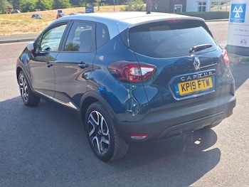 Used Renault Captur 2019 for sale - 79348260: Photo