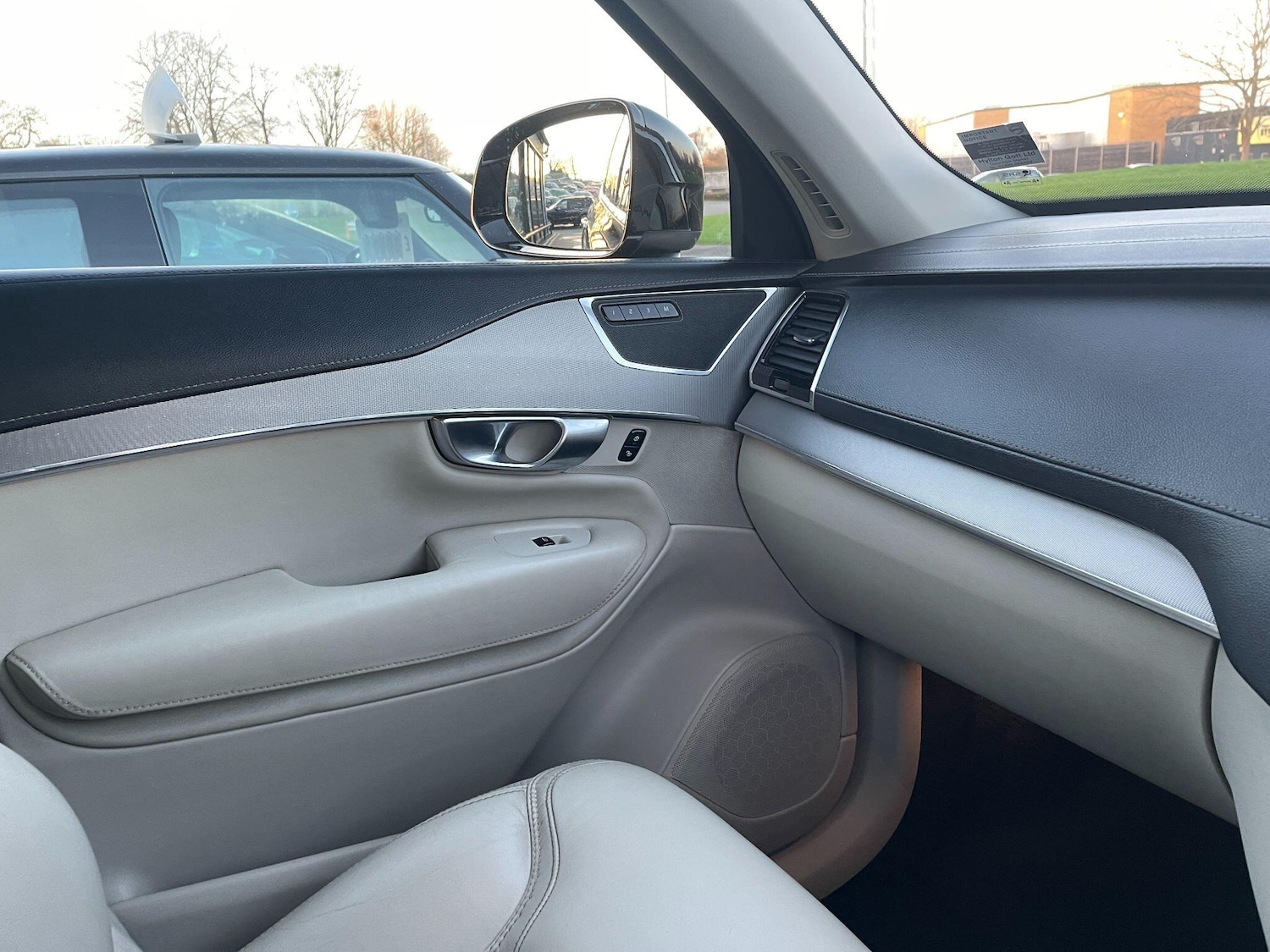 Used Volvo XC90 2017 for sale - 76855732: Photo 12