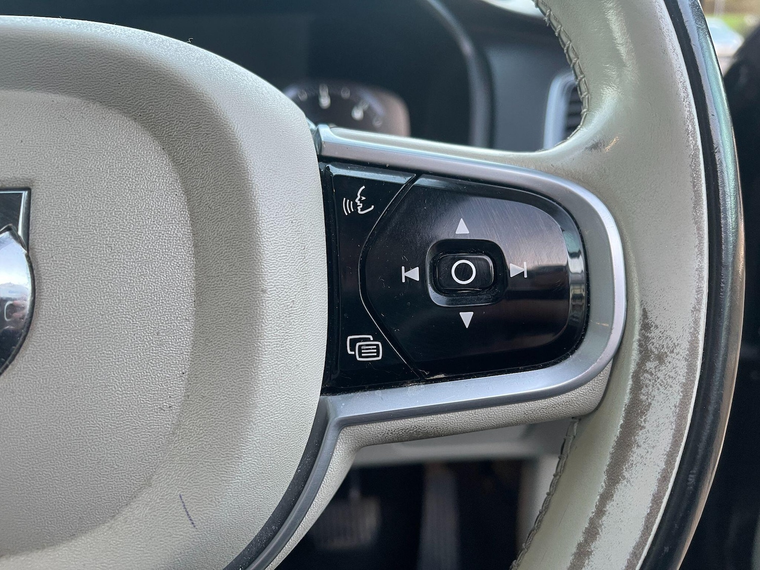 Used Volvo XC90 2017 for sale - 76855732: Photo 19