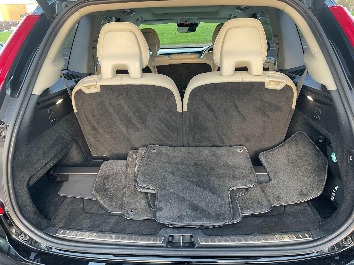 Used Volvo XC90 2017 for sale - 76855732: Photo 35