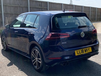 Used Volkswagen Golf 2018 for sale - 78989339: Photo