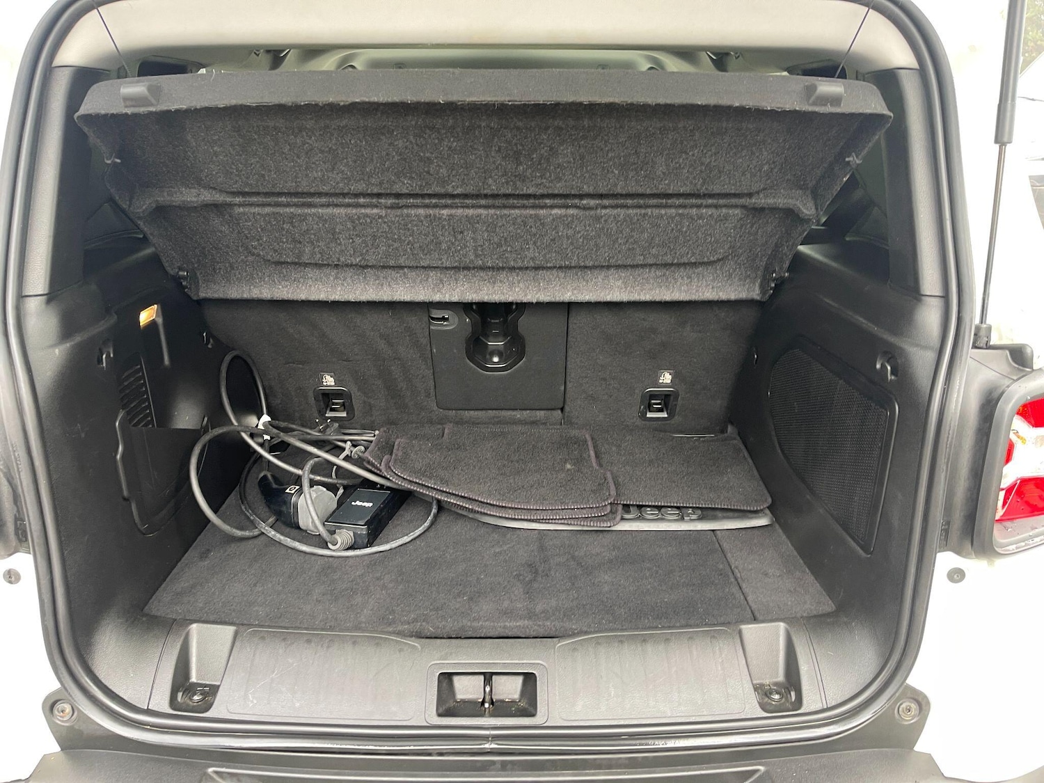 Used Jeep Renegade 2022 for sale - 77131830: Photo 34