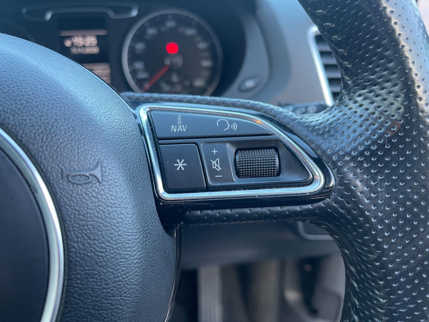 Used Audi Q3 2014 for sale - 77156158: Photo 30