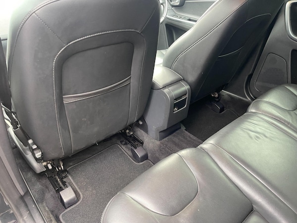 Used Volvo XC60 2015 for sale - 76295660: Photo 37
