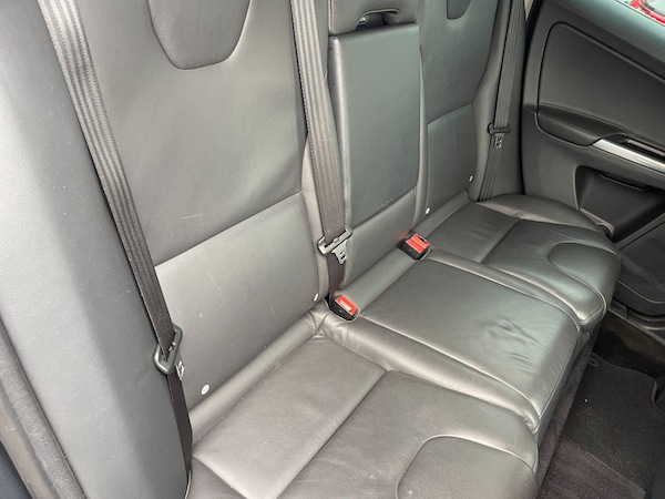 Used Volvo XC60 2015 for sale - 76295660: Photo 39