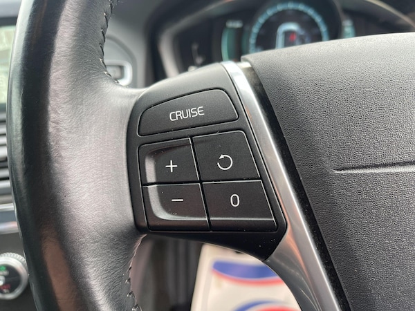 Used Volvo XC60 2015 for sale - 76295660: Photo 45