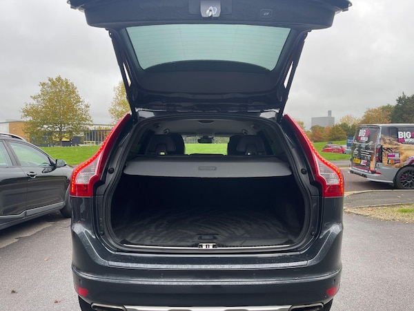Used Volvo XC60 2015 for sale - 76295660: Photo 60