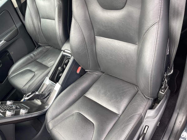 Used Volvo XC60 2015 for sale - 76295660: Photo 64