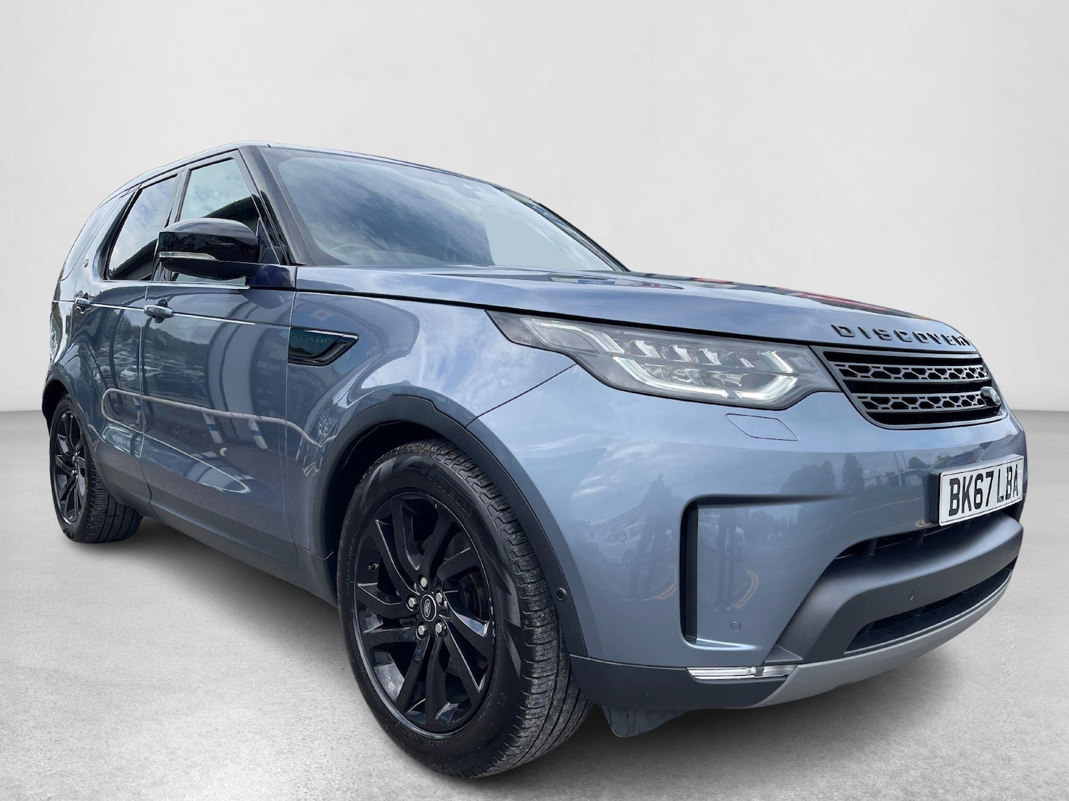 Used Land Rover Discovery 2018 for sale - 76094245: Photo 1