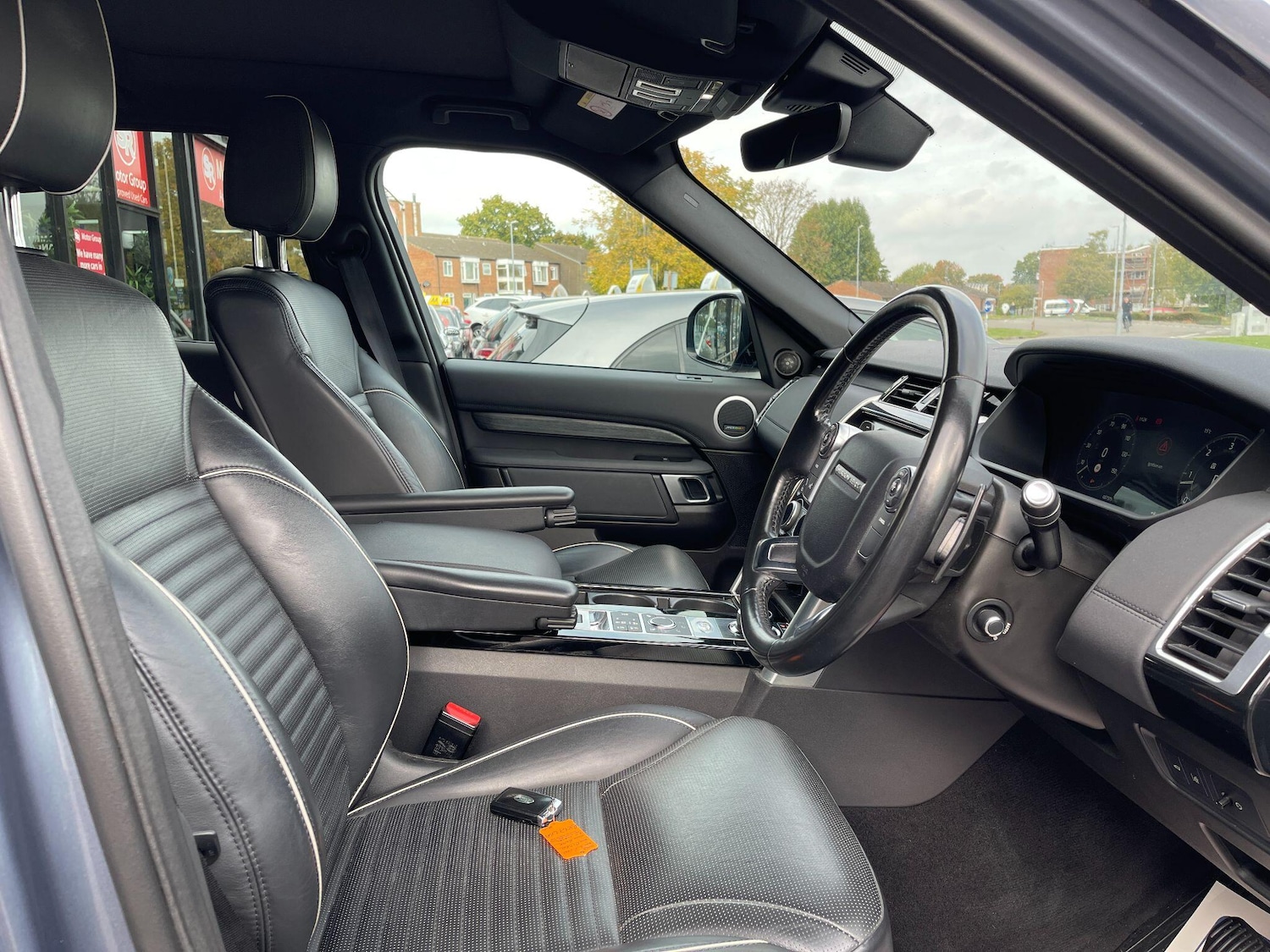 Used Land Rover Discovery 2018 for sale - 76094245: Photo 33