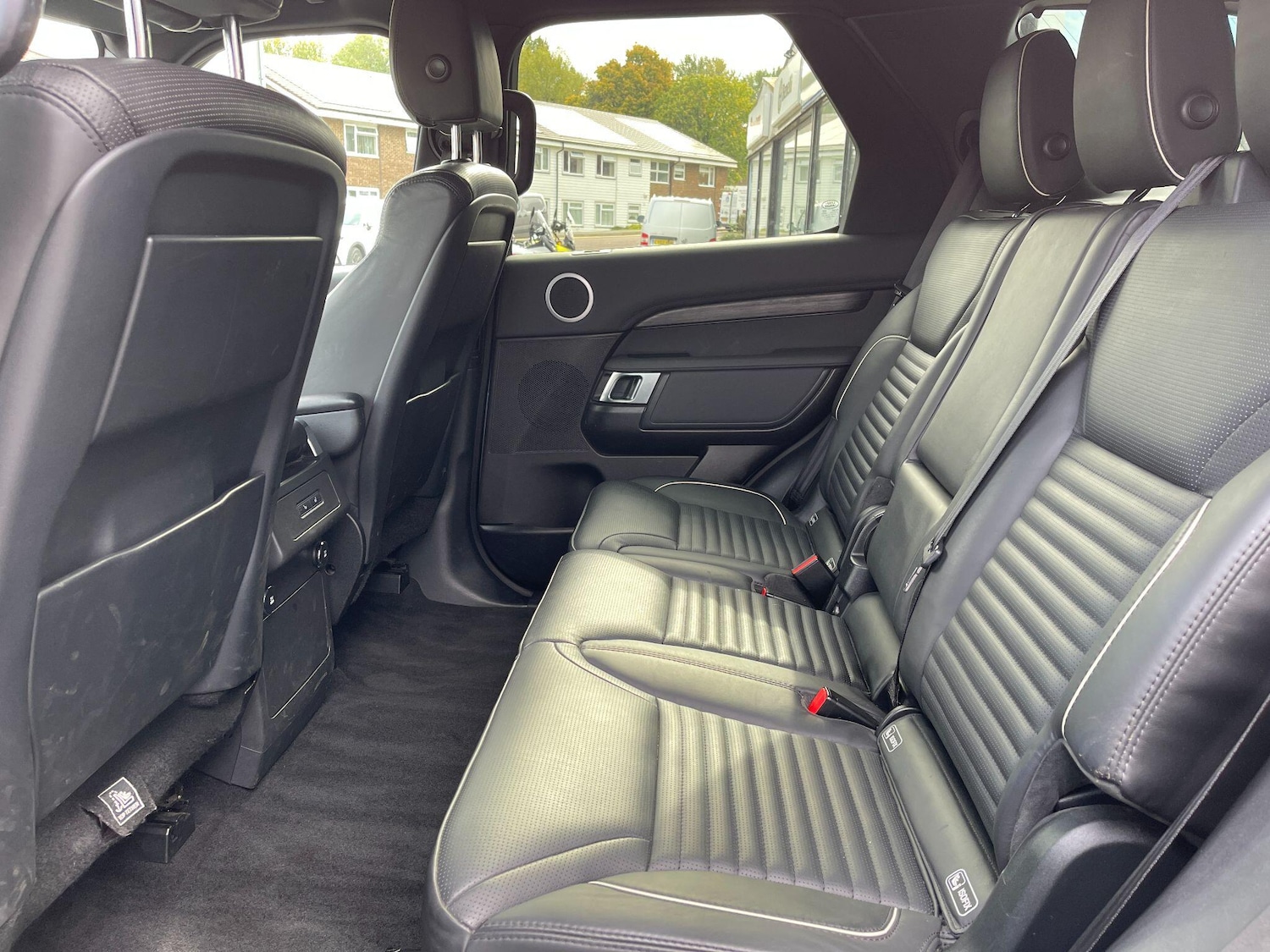 Used Land Rover Discovery 2018 for sale - 76094245: Photo 38