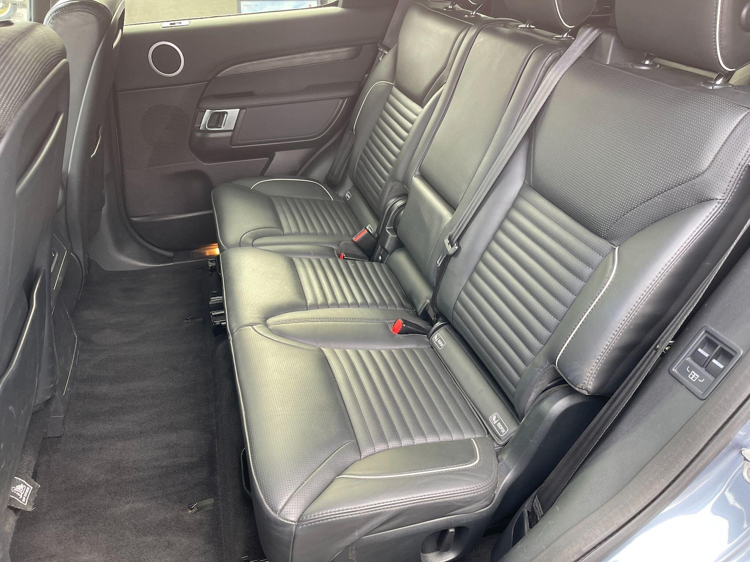 Used Land Rover Discovery 2018 for sale - 76094245: Photo 39