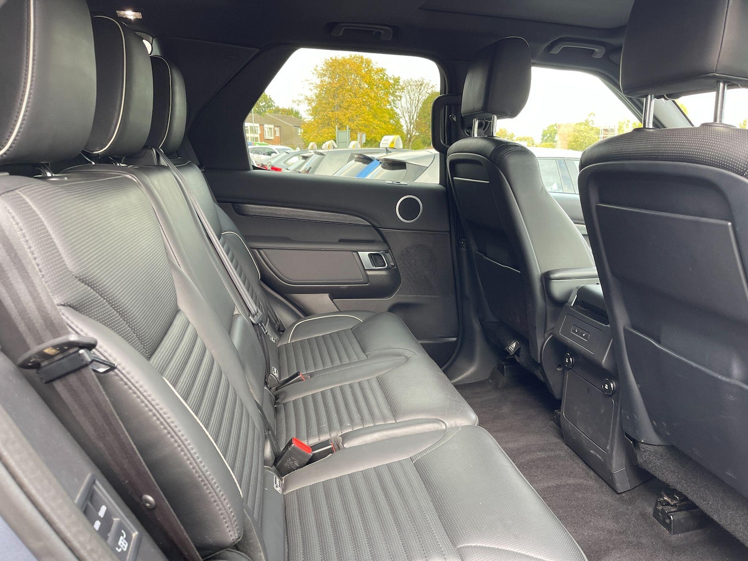 Used Land Rover Discovery 2018 for sale - 76094245: Photo 41