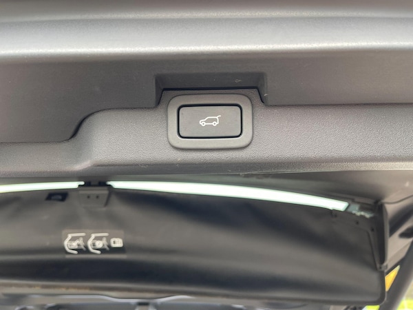Used Land Rover Discovery 2018 for sale - 76094245: Photo 45