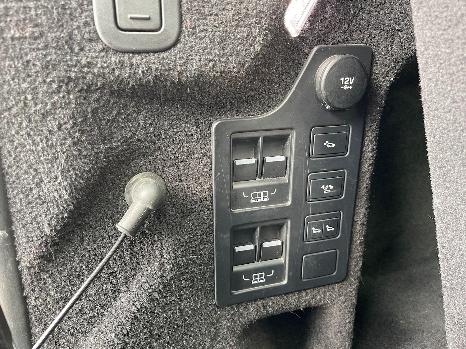 Used Land Rover Discovery 2018 for sale - 76094245: Photo 46