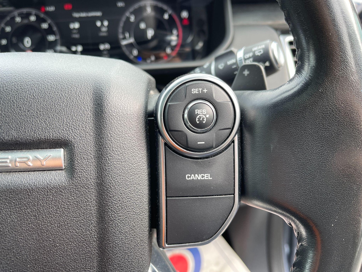 Used Land Rover Discovery 2018 for sale - 76094245: Photo 49