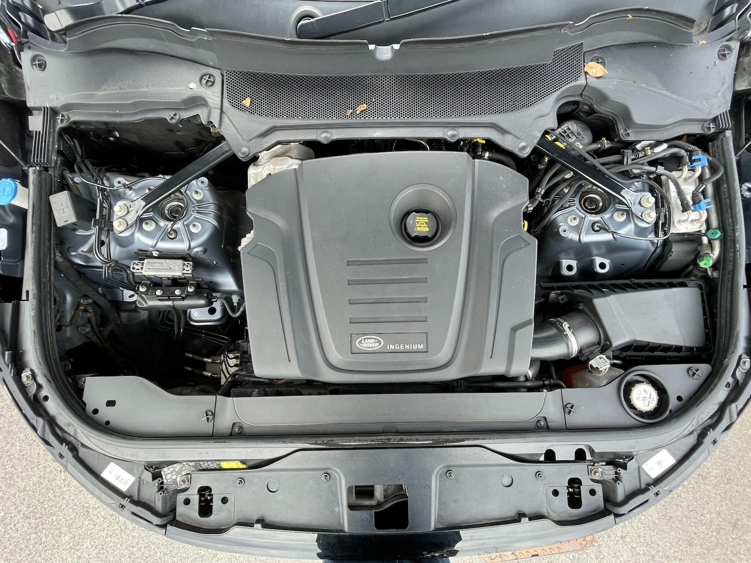 Used Land Rover Discovery 2018 for sale - 76094245: Photo 51