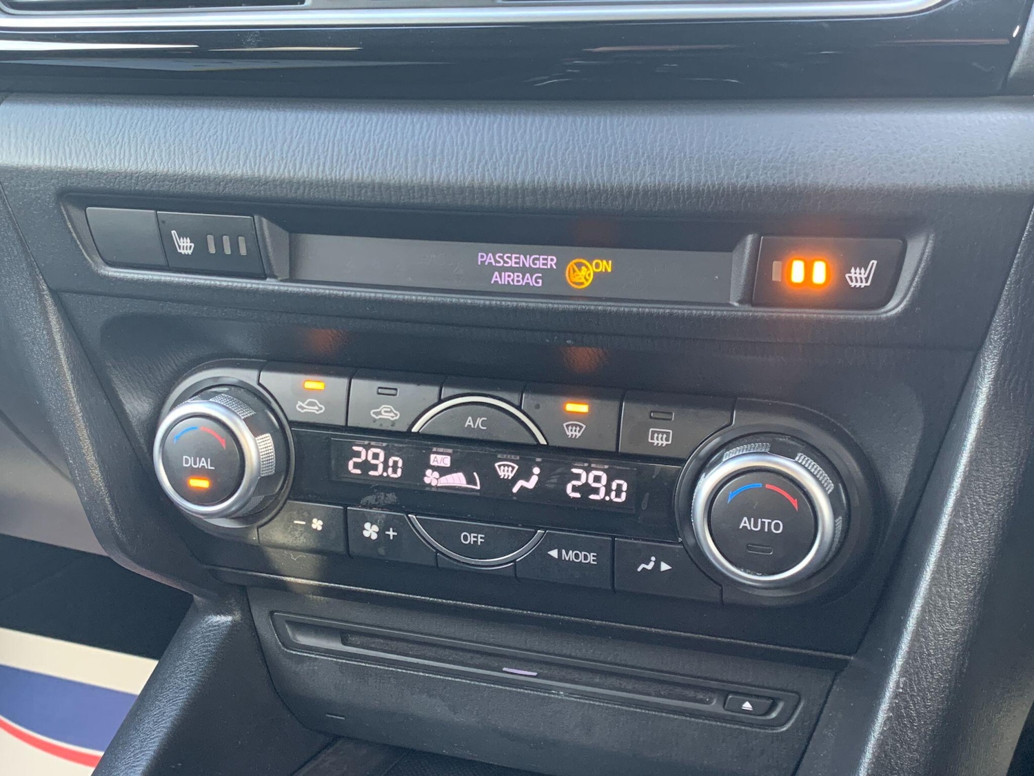 Used Mazda Mazda3 2016 for sale - 77237785: Photo 9