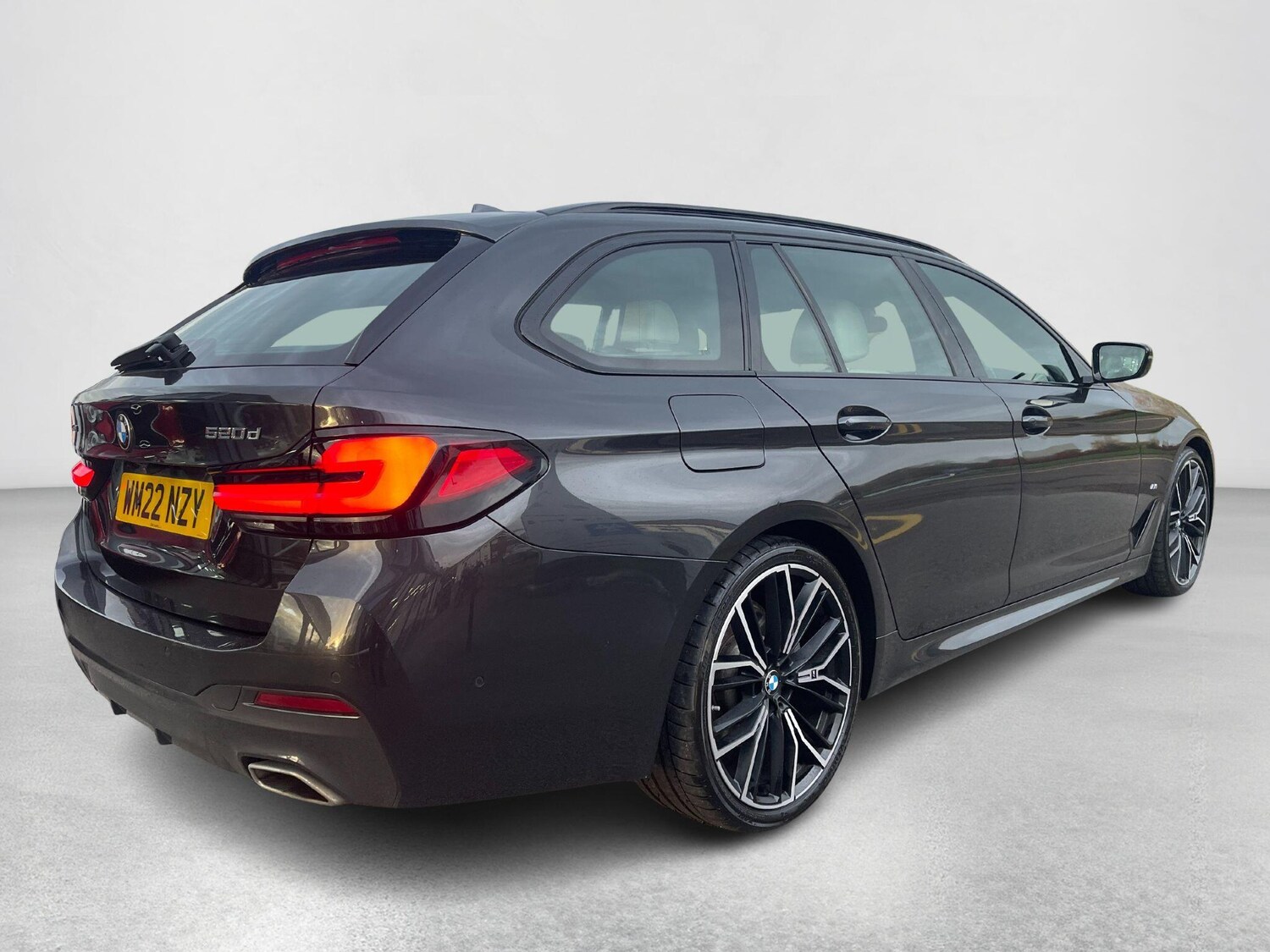 Used BMW 5 Series 2022 for sale - 76398735: Photo 32