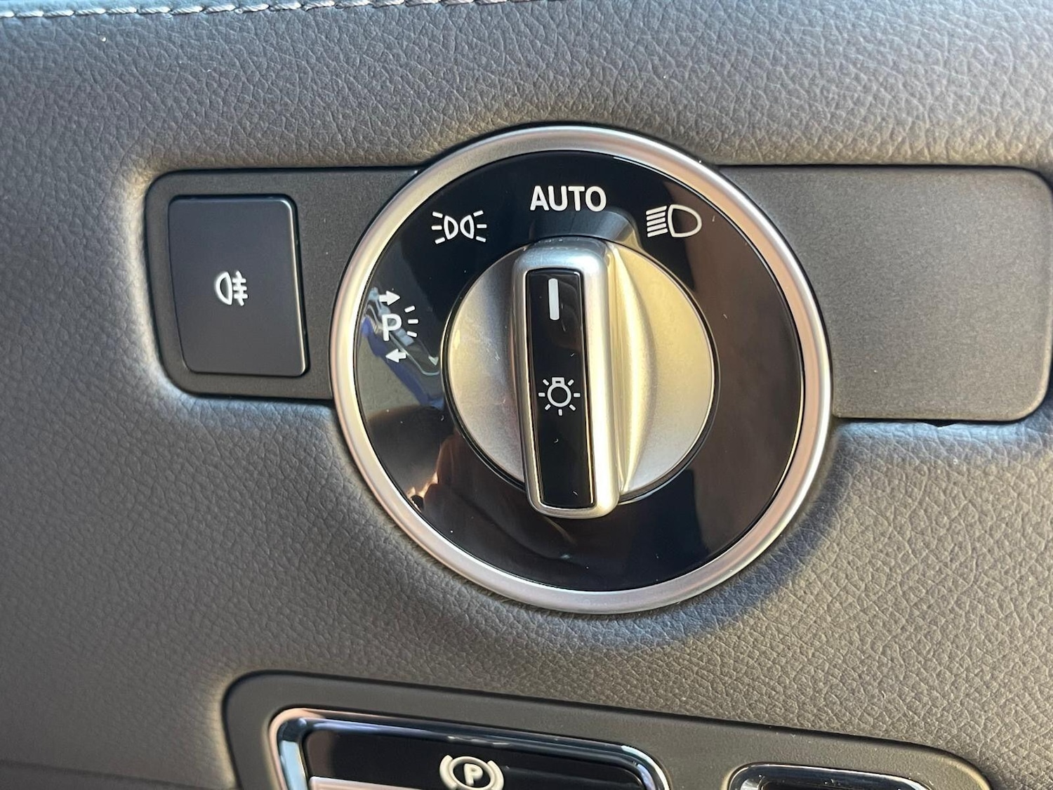 Used Mercedes-Benz AMG GT 2019 for sale - 78085909: Photo 64