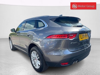 Used Jaguar F-Pace 2017 for sale - 75858376: Photo