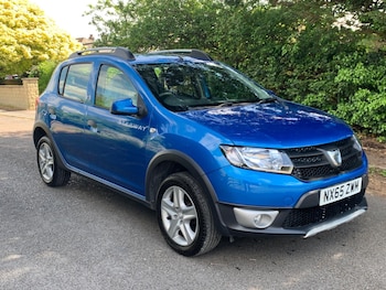 Used Dacia Sandero Stepway 2015 for sale - 77768021: Photo