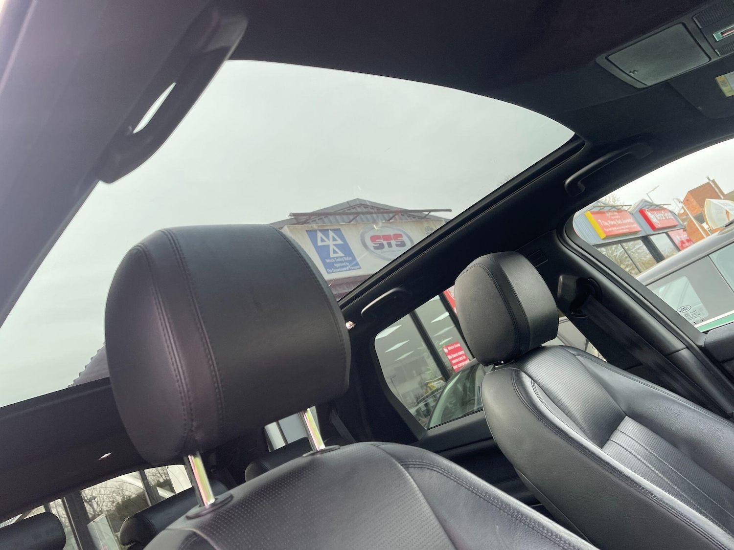 Used Land Rover Discovery Sport 2017 for sale - 77637474: Photo 27