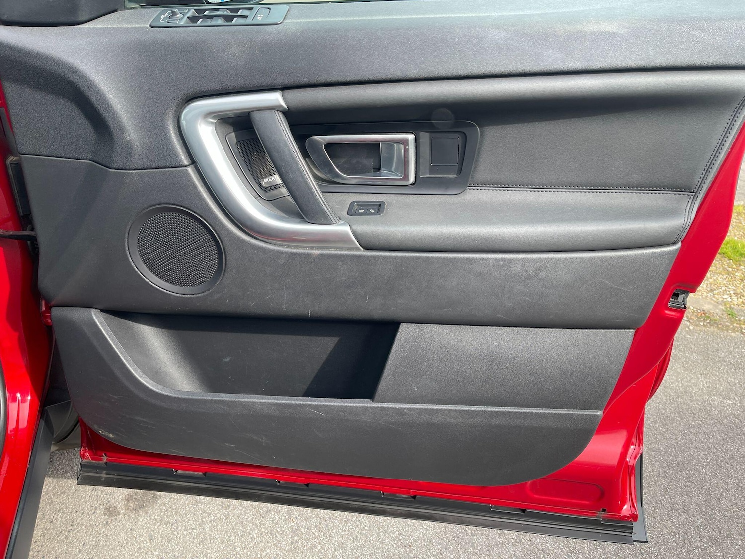 Used Land Rover Discovery Sport 2017 for sale - 77637474: Photo 41