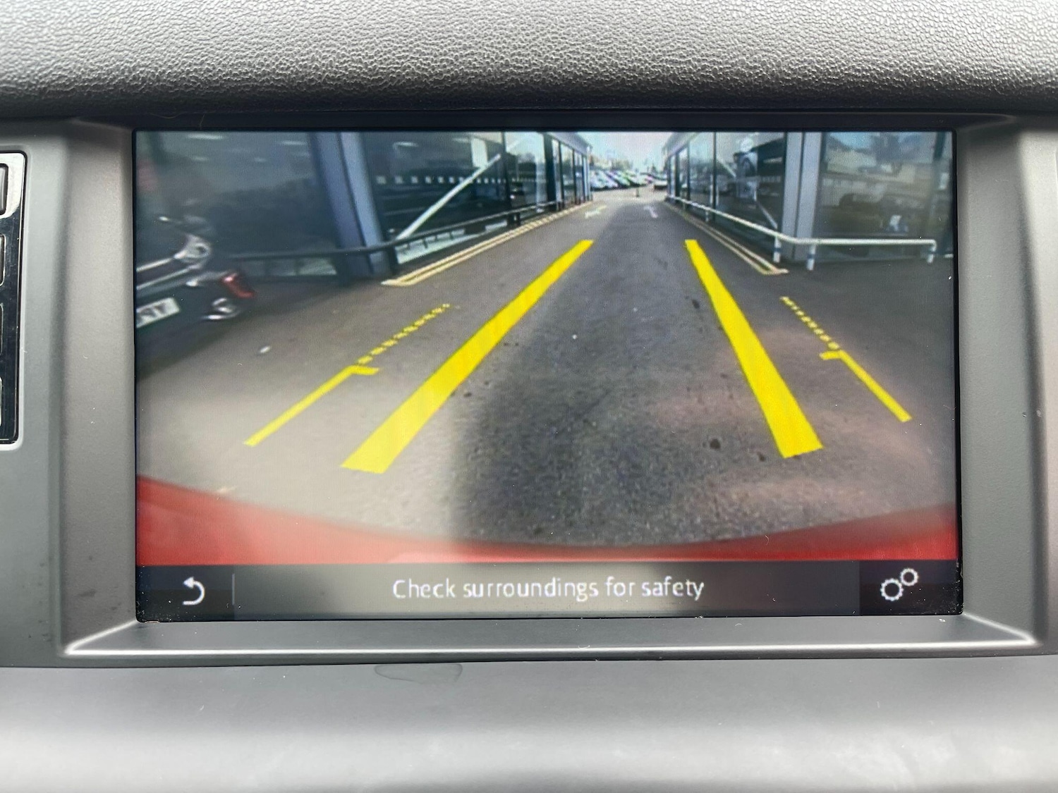 Used Land Rover Discovery Sport 2017 for sale - 77637474: Photo 52