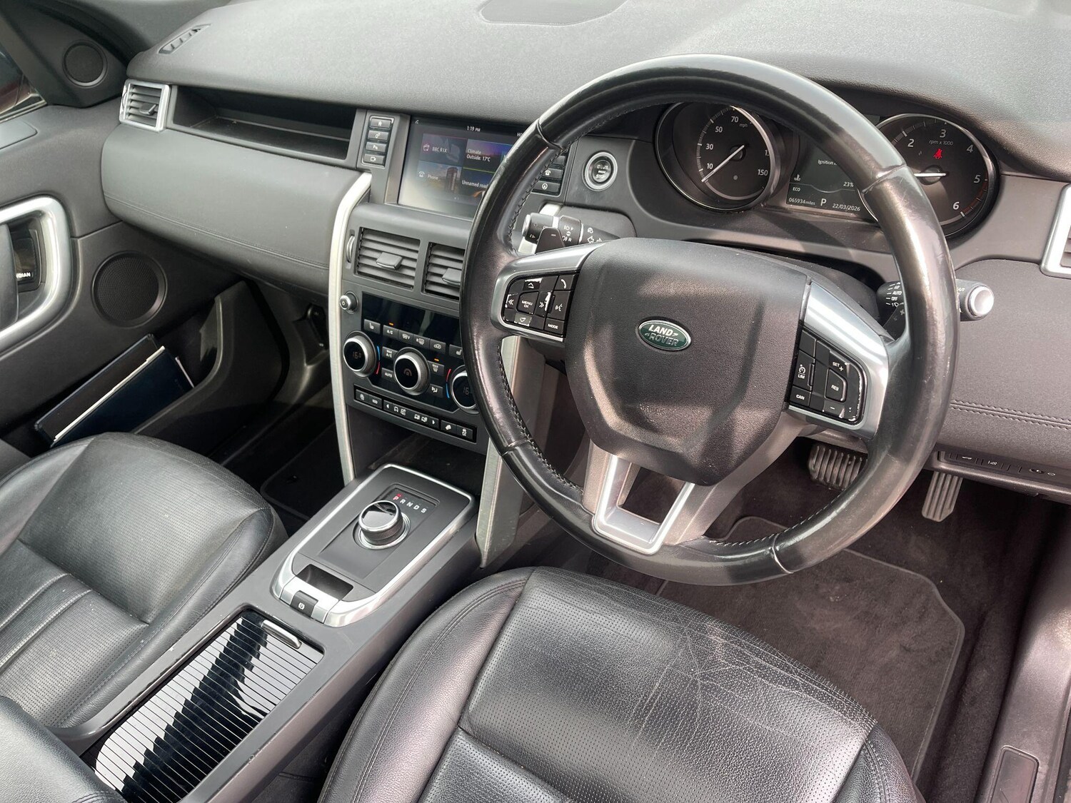 Used Land Rover Discovery Sport 2017 for sale - 77637474: Photo 63