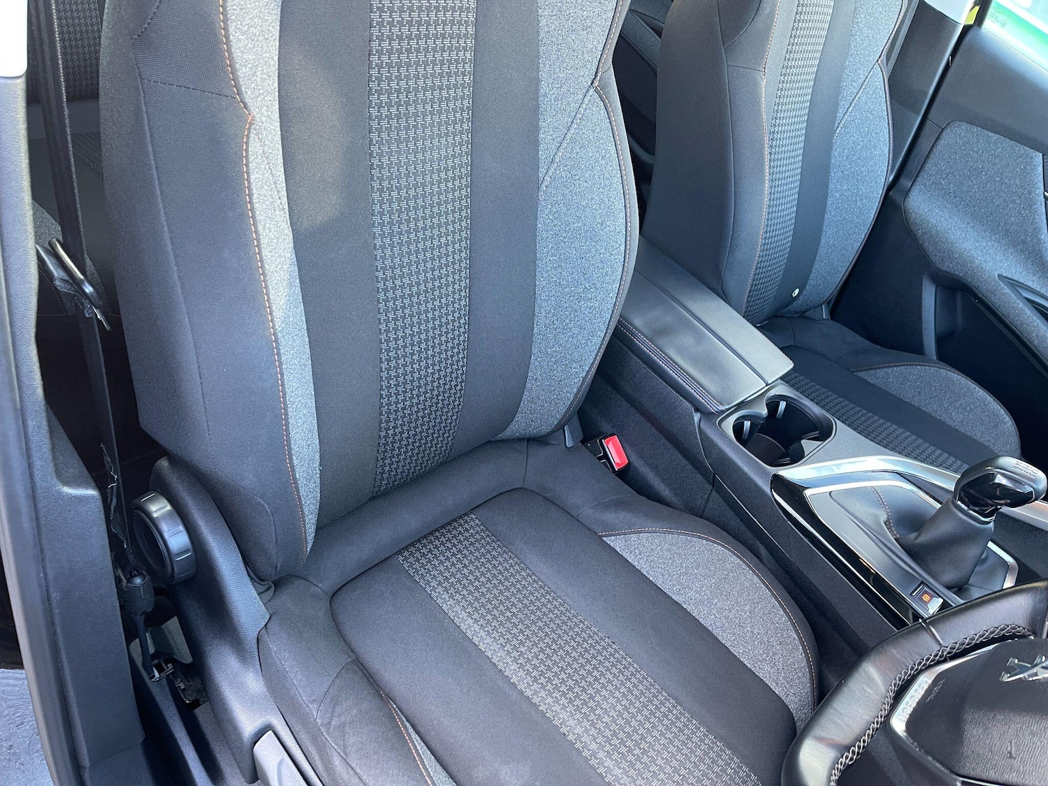 Used Peugeot 3008 2018 for sale - 77358924: Photo 13